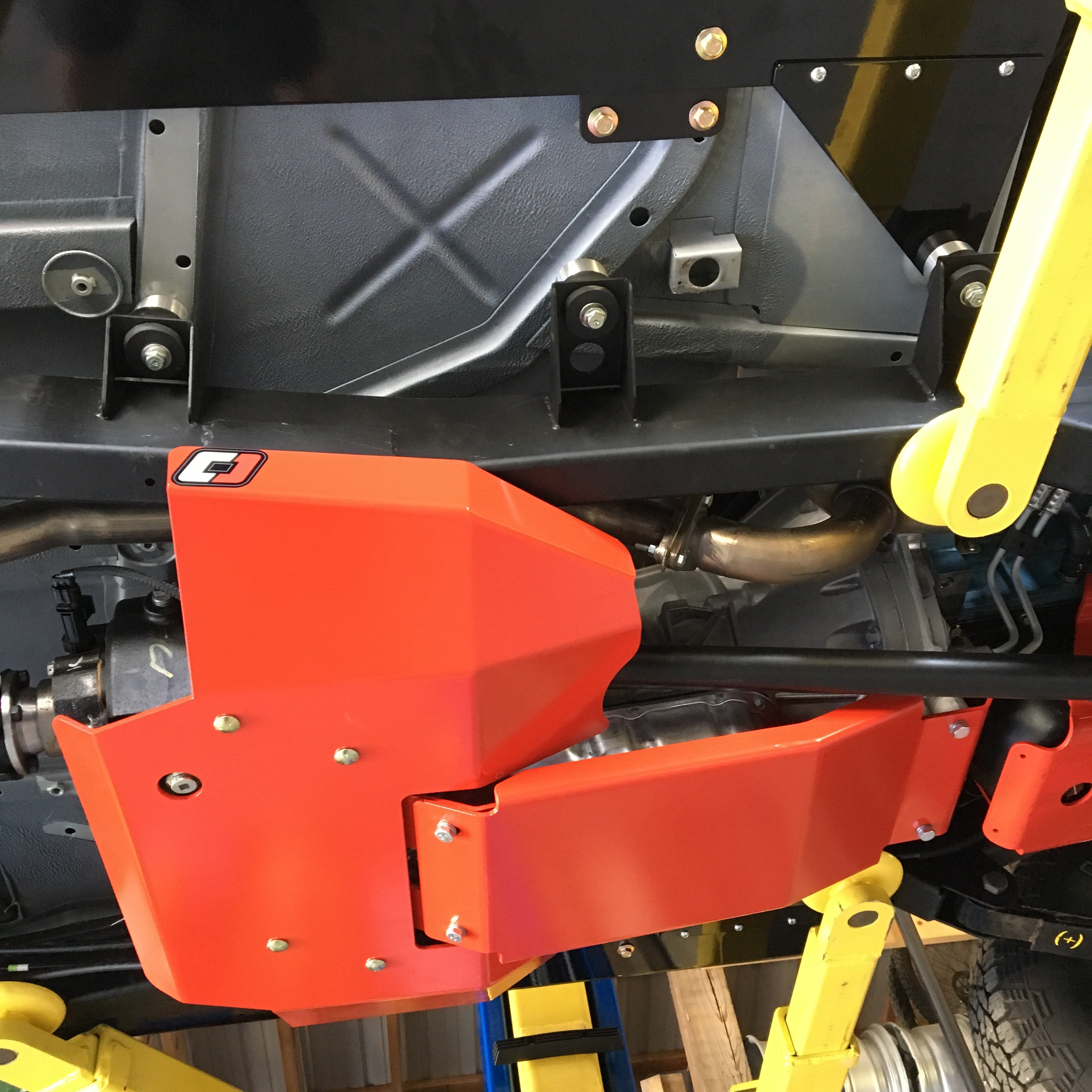 MAHINDRA ROXOR A/T TRANSMISSION SKIDPLATE